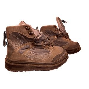Women’s Redington wading boots